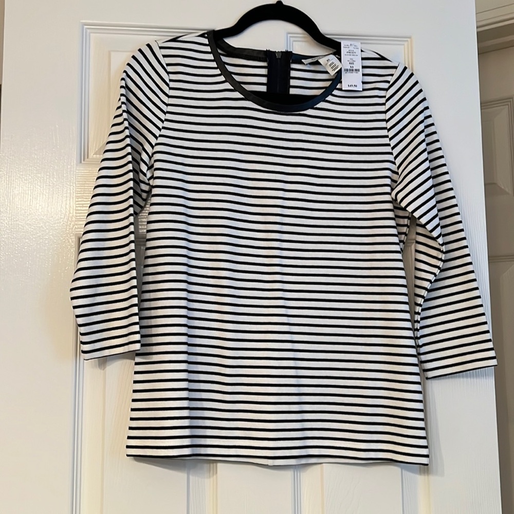 White House Black Market Black and Ivory Tee w/ Faux Leather Accents XS